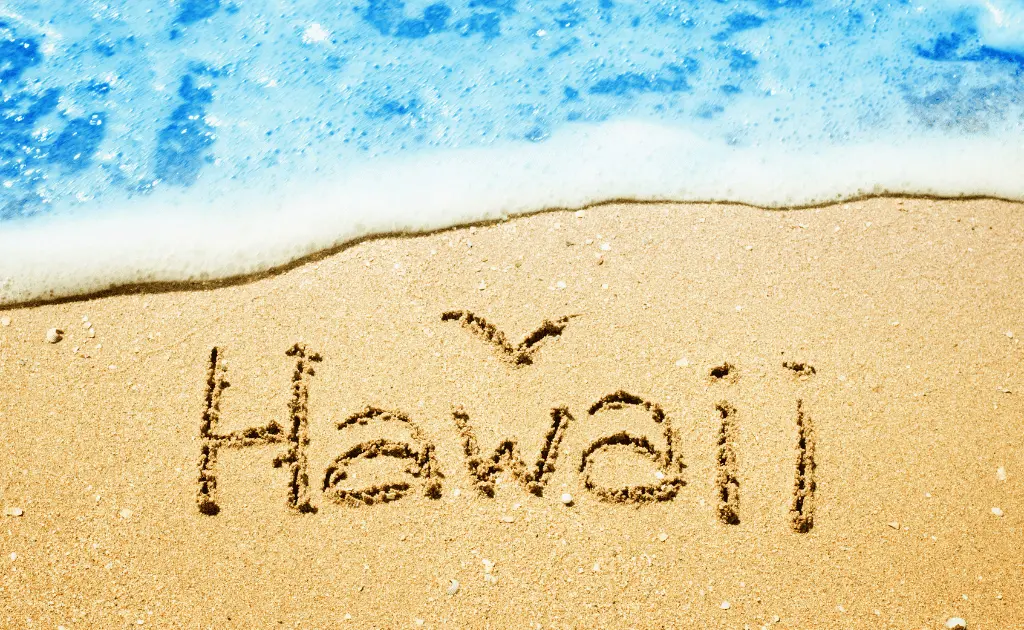 travel essentials for Hawaii