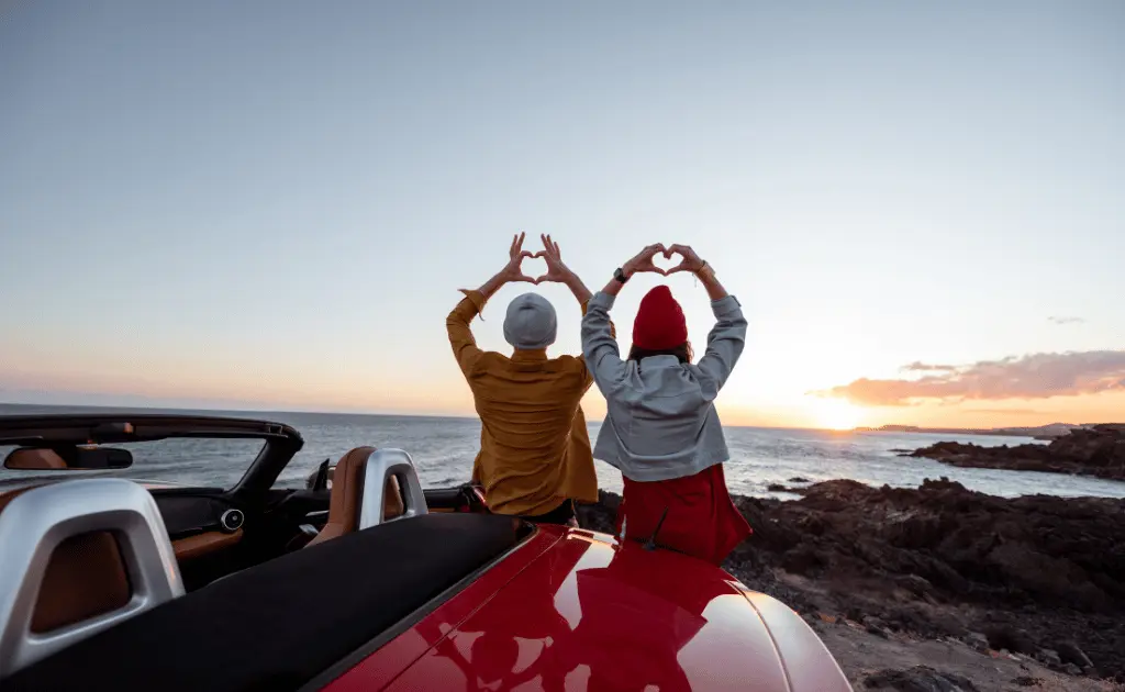 travel essentials for couples